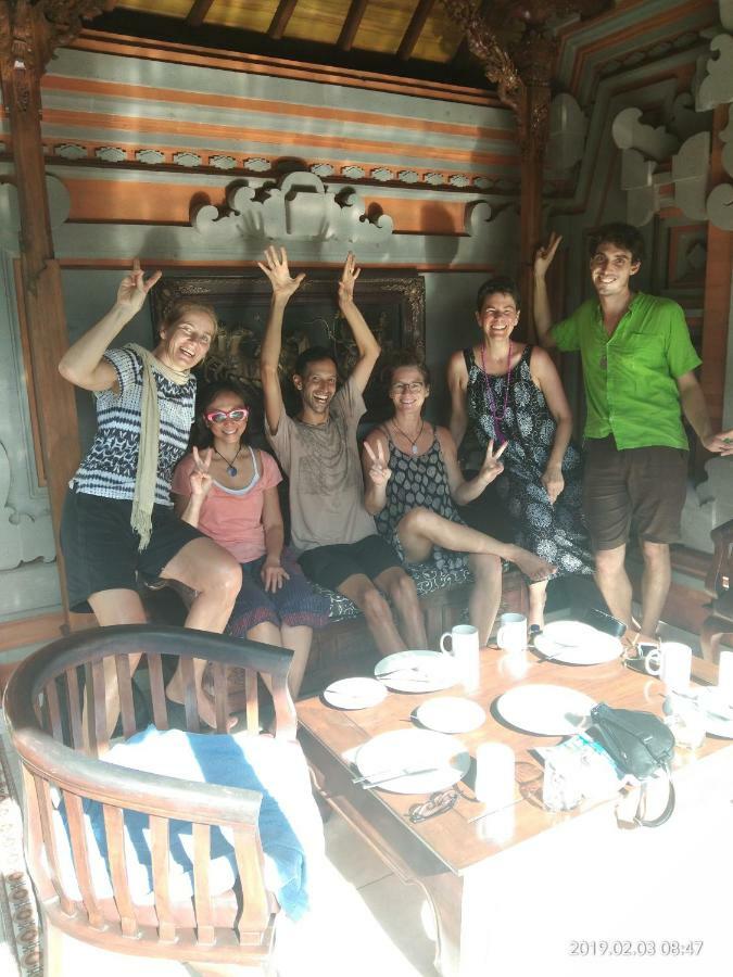 Dewi Antara Homestay อูบุด ภายนอก รูปภาพ